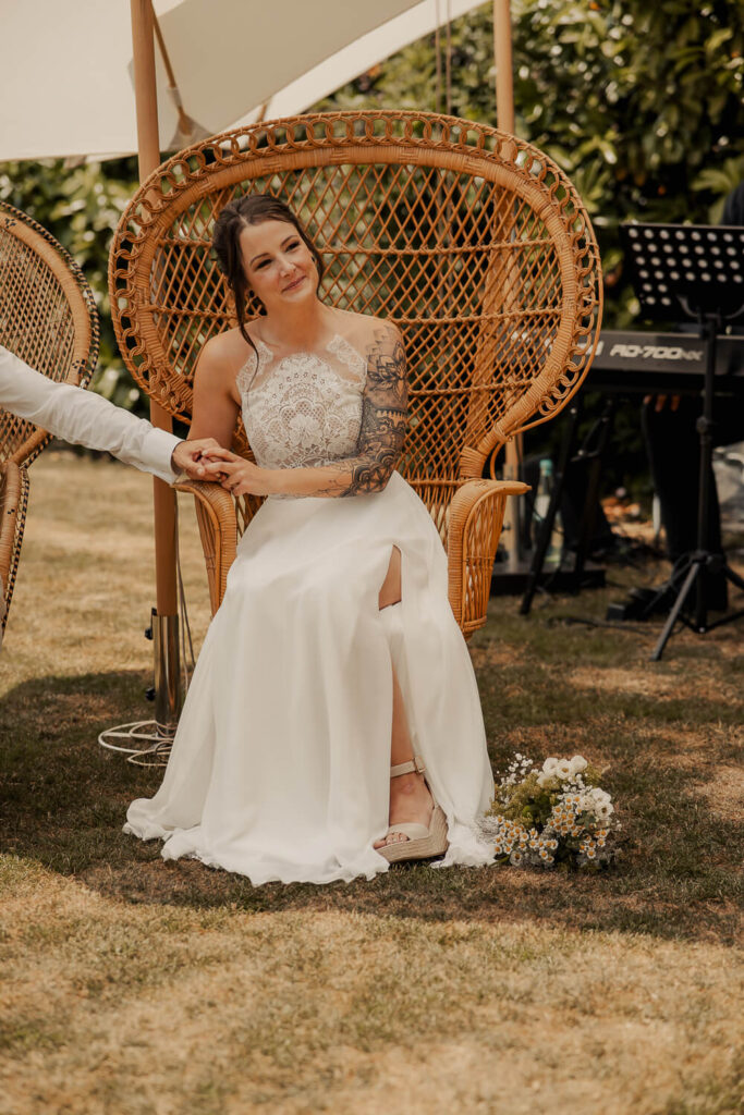 Hochzeitsfotograf Trier Braut mit Brautstrauß