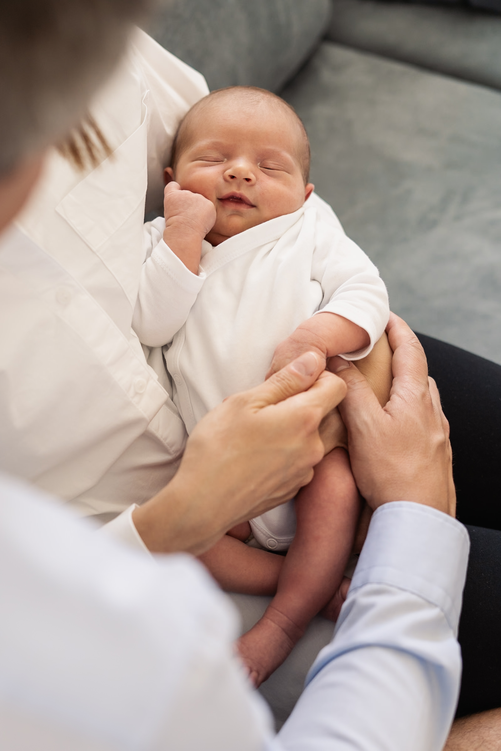 Baby in Mamas Arm Trier